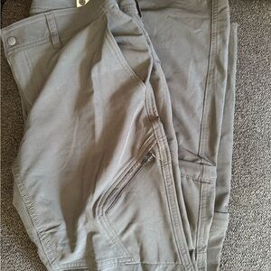 Columbia Women's Boot Cut Pants in Gray